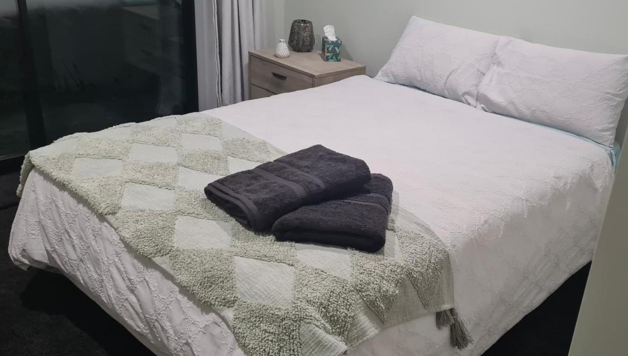 Room With A View Нейпиър Екстериор снимка